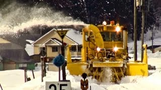 preview picture of video '由利高原鉄道【除雪作業】排雪モーターカー。矢島駅構内'
