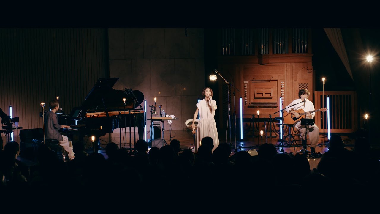 ブルーアワー(Acoustic)「moumoon FULLMOON LIVE SPECIAL 2024 ～中秋の名月～ + mmm!!!」Blu-ray