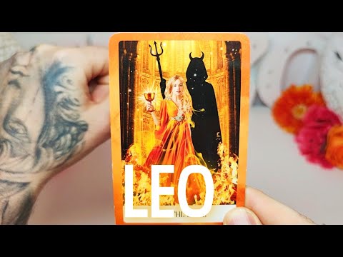 LEO ♌️ YOU'RE GOING TO LEAVE SOON ✈️ BE STRONG 💪🏻 IT'S VERY SAD 😔 HOROSCOPE #LEO TODAY LOVE TAROT