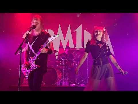 Stam1na feat. Jenna Kosunen (Stoned Statues): Kannoin sinut läpi hiljaisen huoneen, Live 16 Dec 2023