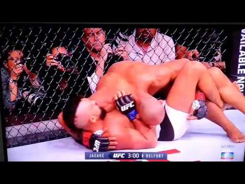 Jacaré vs Vitor Belfort