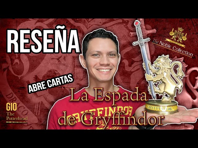 Vídeo relacionado con The Noble Collection Llavero del Escudo de Gryffindor de Harry Potter