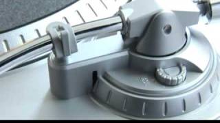 Video thumbnail for ION TTUSB Turntable Review by thedigitallifestyle