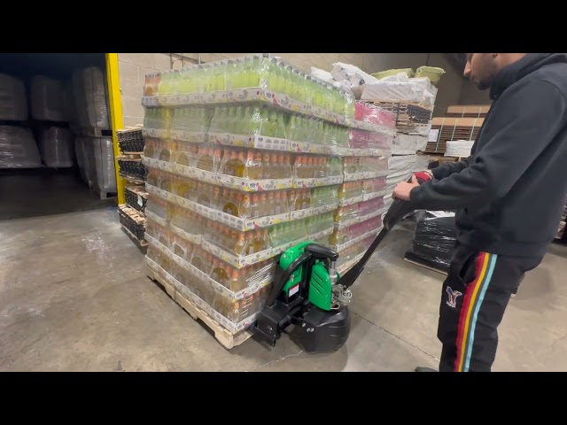 Electric Pallet jack 4500 / 3300 lb. Electric Jigger w/ Warranty dans Autres équipements commerciaux et industriels à Laval/Rive Nord