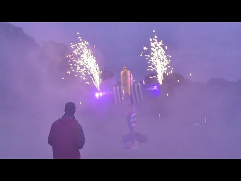 SPANISH RC CHAMPION MARTIN PICKERING 3D NIGHT FLYING WITH FIREWORKS & PYROS - WESTON PARK - 2019