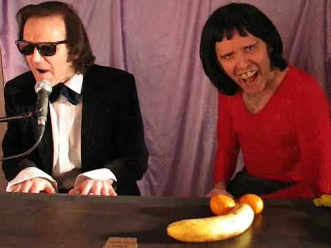 WELCOME HOME - Peters and Me (Lenny Peters and Freddie Mercury