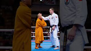 Download lagu The Shaolin master could not bear it any more.Beat the karate champion with a unique skill.#fighting mp3 Download lagu The Shaolin master could not bear it any more.Beat the karate champion with a unique skill.#fighting mp3
