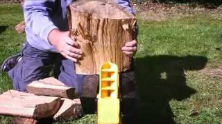 preview picture of video 'Axminster LS5T Log Splitter'