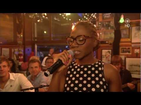 ASA (asha) ft. Ina Muller - Preacher Man (acoustic)