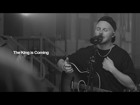 RED ROCKS WORSHIP - The King Is Coming: Lyric Video