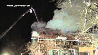 preview picture of video '04.02.2011 - Missen-Unterwilhams - Landwirtschaftliches Anwesen brennt komplett ab'