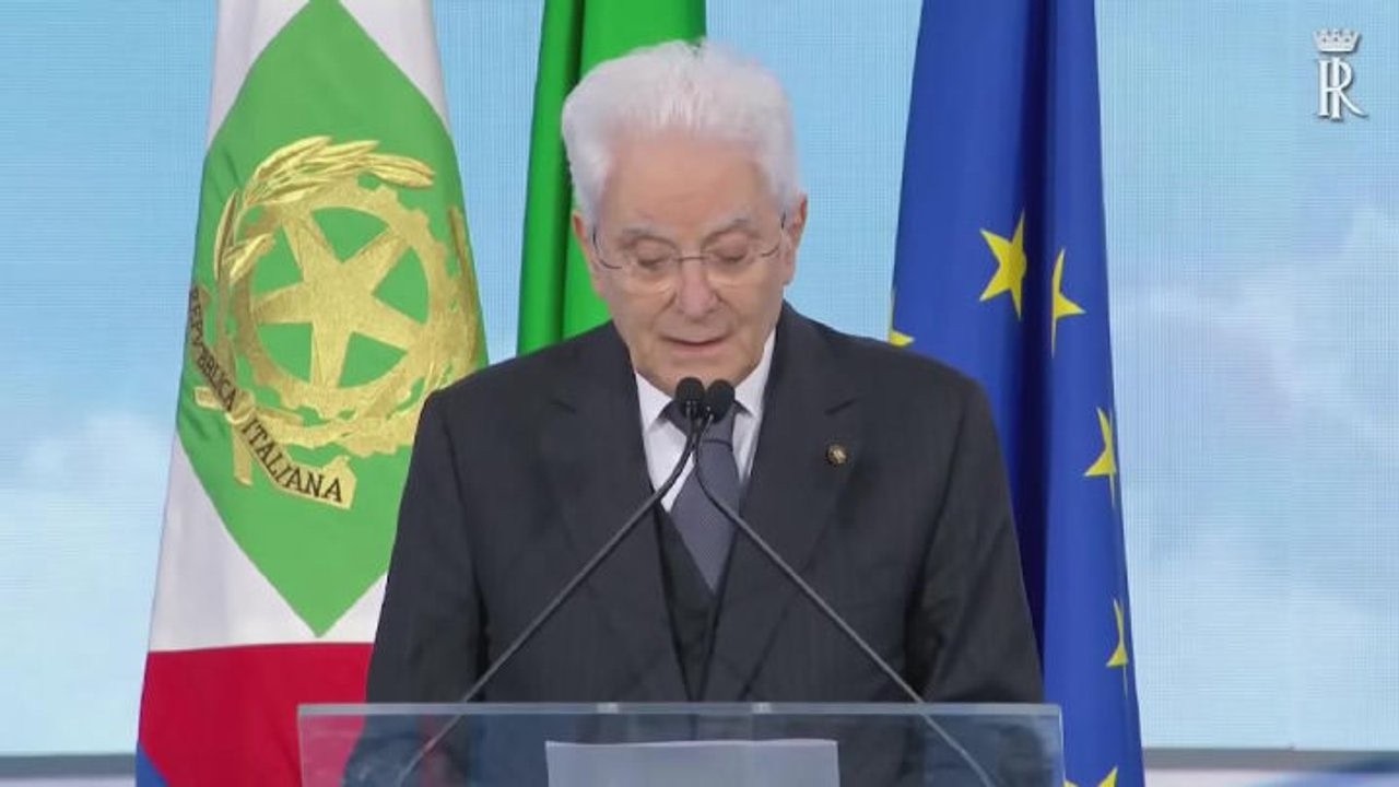 Mattarella: Scuola la più grande leva di integrazione, è aperta a tutti