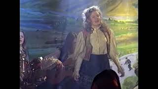 The Kelly Family - Like A Queen (Taken From Crossroads)