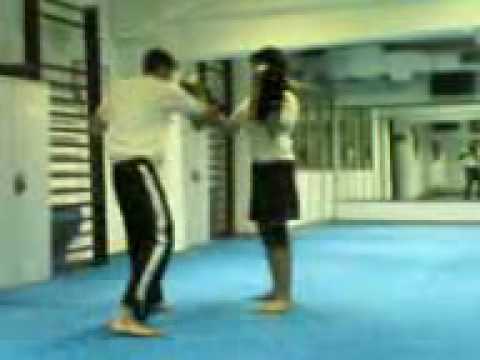 kickboxing   Eduardo Low Kick.3gp