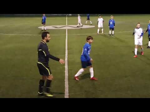 Mecz piłki nożnej OLIMPIC 4 JUNIOR - PKS ŁANY  czwarta liga młodzików D1  rocznik 2008  druga poł