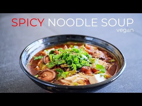 VEGAN SPICY NOODLE SOUP RECIPE | EASY DINNER IDEA!