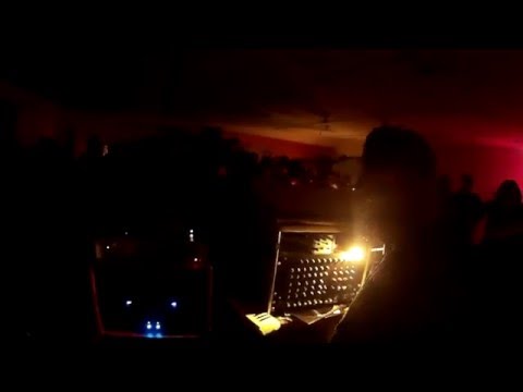 Sativa Dub Station plays Fallen soldier / Dub All Sense ft. Fikir Amlak - Napoli 12.03.2015