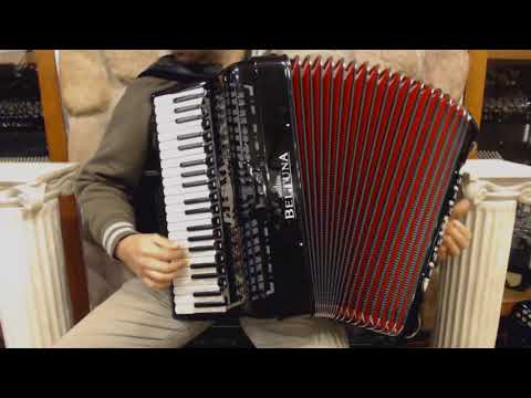 4643 - Certified Pre-Owned Black Beltuna Prestige V Piano Accordion LMMMH 41 120 $7999