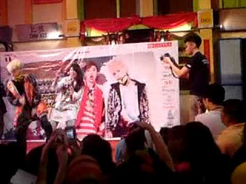 120114 Bang & Zelo First Tour In Malaysia_Zelo dance with fans