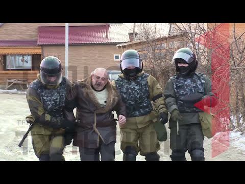 Как ОМОН задерживает цыган в Плеханово. Видео