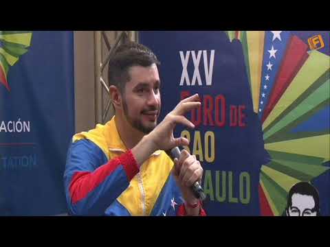 Mira la Venezuela que se consiguió Mark Burton Estado Unidense en el Foro de Sao Paulo
