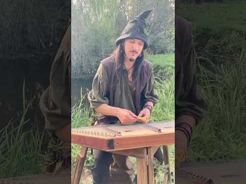 Skyrim: Far Horizons - hammered dulcimer