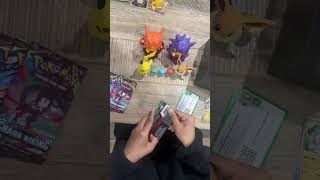 Rip with the squad! #ChaosRising #EliteTrainerBox #ETB #Pokemon #PokemonTCG