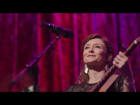 Annalyse & Ryan - Can't Stop This Train Live at Opry City Stage