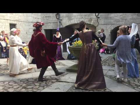 Medieval dance teaching