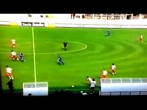 Scivolata di Giuseppe Pugliese del Varese su Valdifiori dell'Empoli