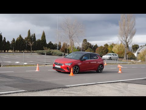 Opel Corsa 1.2T 74 kW (100 CV) 2020 – Maniobra de esquiva (moose test) y eslalon | km77.com