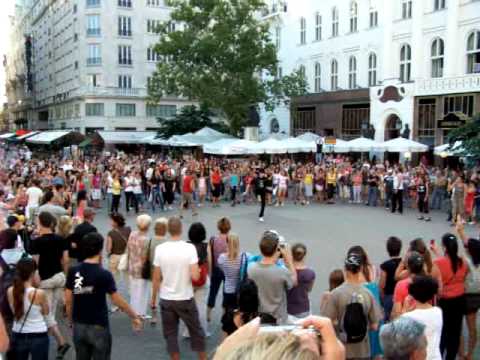 Michael Jackson Dance Tribute 2009.08.16 Budapest, Vörösmarty tér