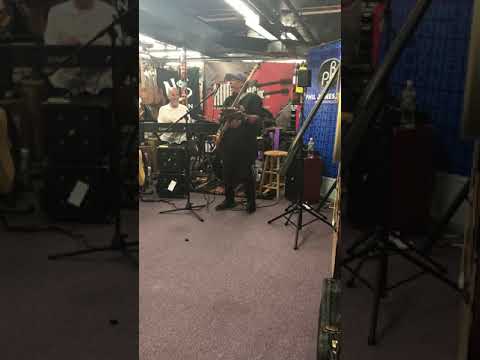 Bakithi Kumalo Bass Guitar Clinic @ All Music Inc 11/1/18 #4