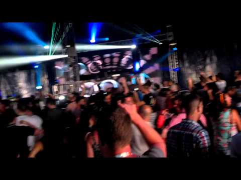 Menno de Jong @ XStatic Festival 2015:  Balearic Bill ‎– Destination Sunshine (DJ Tiesto Remix)