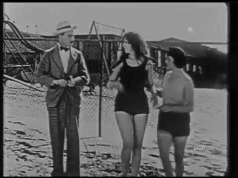 THE BATHING BEACH BOOB (Bray Comedy,1928) - Glen Lambert