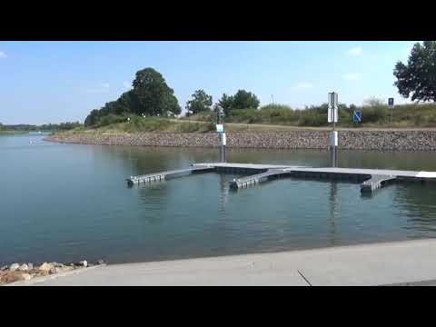 Senftenberg: Bootssteg an Koschener Kanal - LAUSITZWELLE