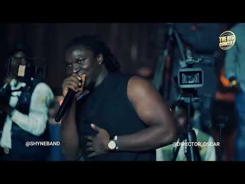 ATELA AND PA BONGOS IKWUE perfoming SEARCHING live and the big concert