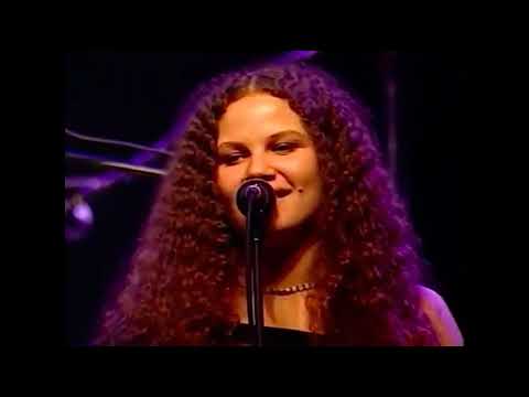 "Blame it on Me" LIVE by Alana Davis | Blame it on Me