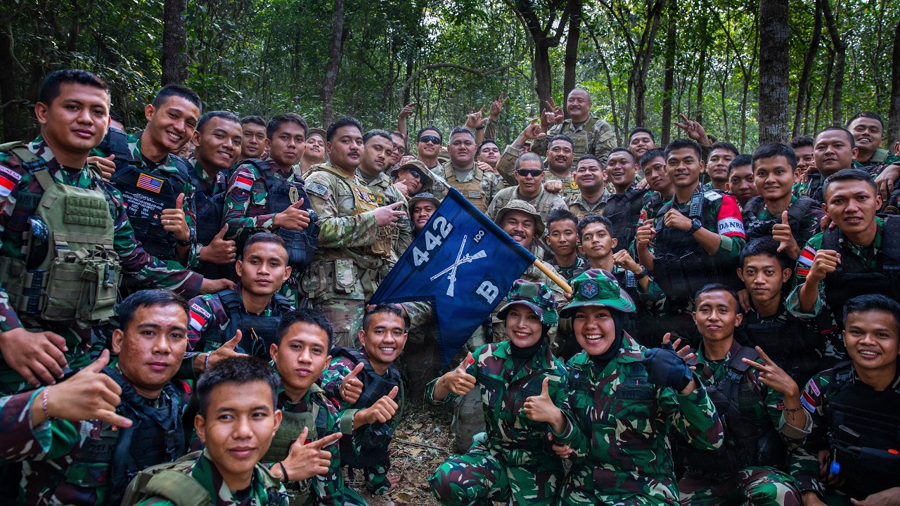 How the Indonesian Army Celebrates Indonesian Independence Day