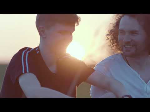 𝕀𝕤 𝕋𝕙𝕚𝕤 𝕋𝕙𝕖 𝕎𝕠𝕣𝕝𝕕 𝕎𝕖 ℂ𝕣𝕖𝕒𝕥𝕖𝕕...? QUEEN - Coverd by Vitalij Engbrecht & Erika Simons