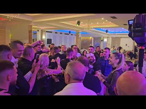 BOJANA GOLUBOVIC i orkestar Borka Radivojevica - GARA MIX - Punoletstvo