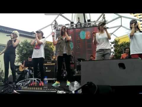 130524 스피카 SPICA - Doggedly rehearsal @ Music Matters [1]