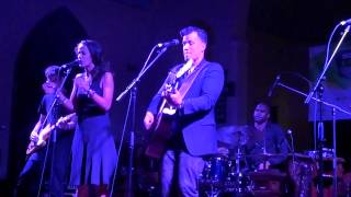 Johnnyswim &quot;Live while we&#39;re young&quot;