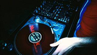 Public Lover aka Bruno Pronsato &amp; Ninca Leece - Naked Figures(live)