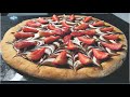 A Pizza Doce Mais Linda De Chocolate Com Morango