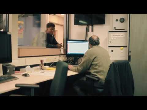 Muis pakt een jongen aan omdat hij stoer deed tegen zijn vader! (MOCRO MAFFIA)