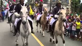 Desfile de 2 de julho reuniu milhares de pessoas, no centro de Salvador