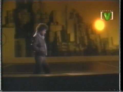 Leo Sayer - Have You Ever Been In Love (1982)