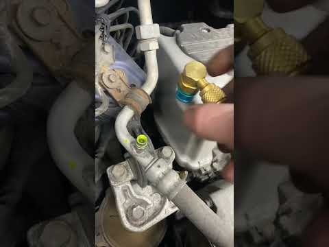 UV dye for A/C makes leaks easy to find