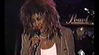 Tina Turner - Nutbush city limits + Paradise is here (Verona; 1987)